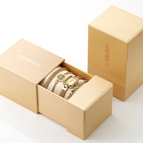 Women_s_Gold_Rectangle_Quartz_Watch_Bracelet_Jewelry_Set